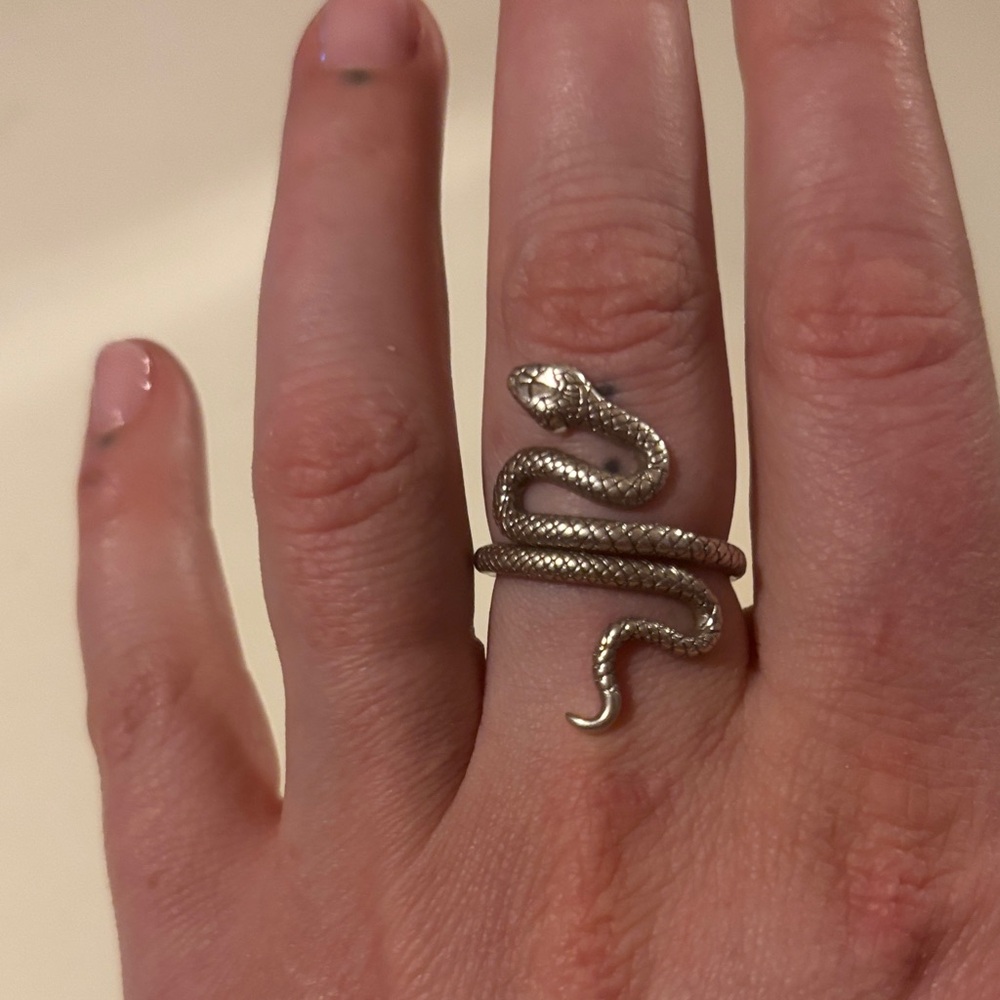Sterling silver snake ring